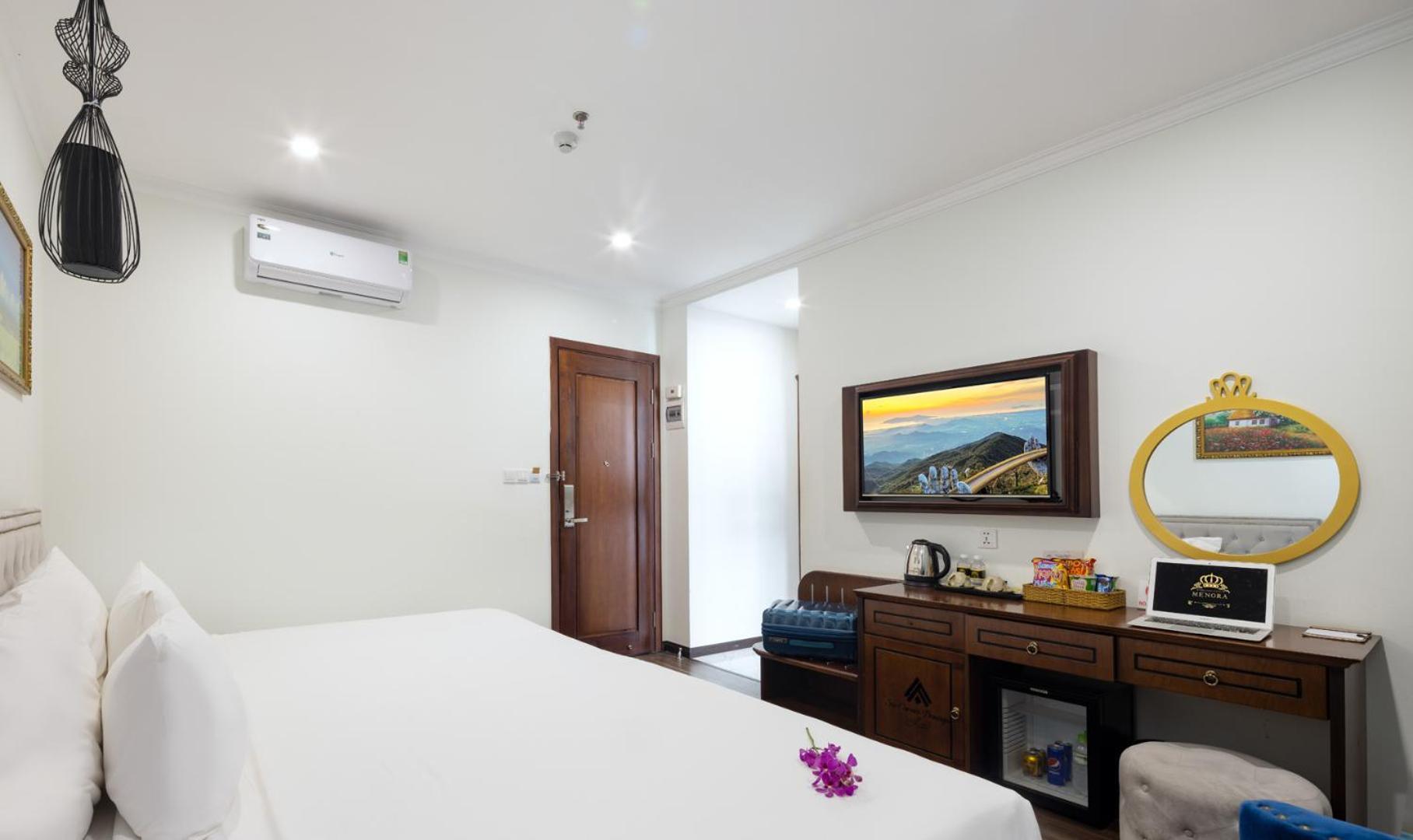 Minh Chau Premium Hotel Danang エクステリア 写真
