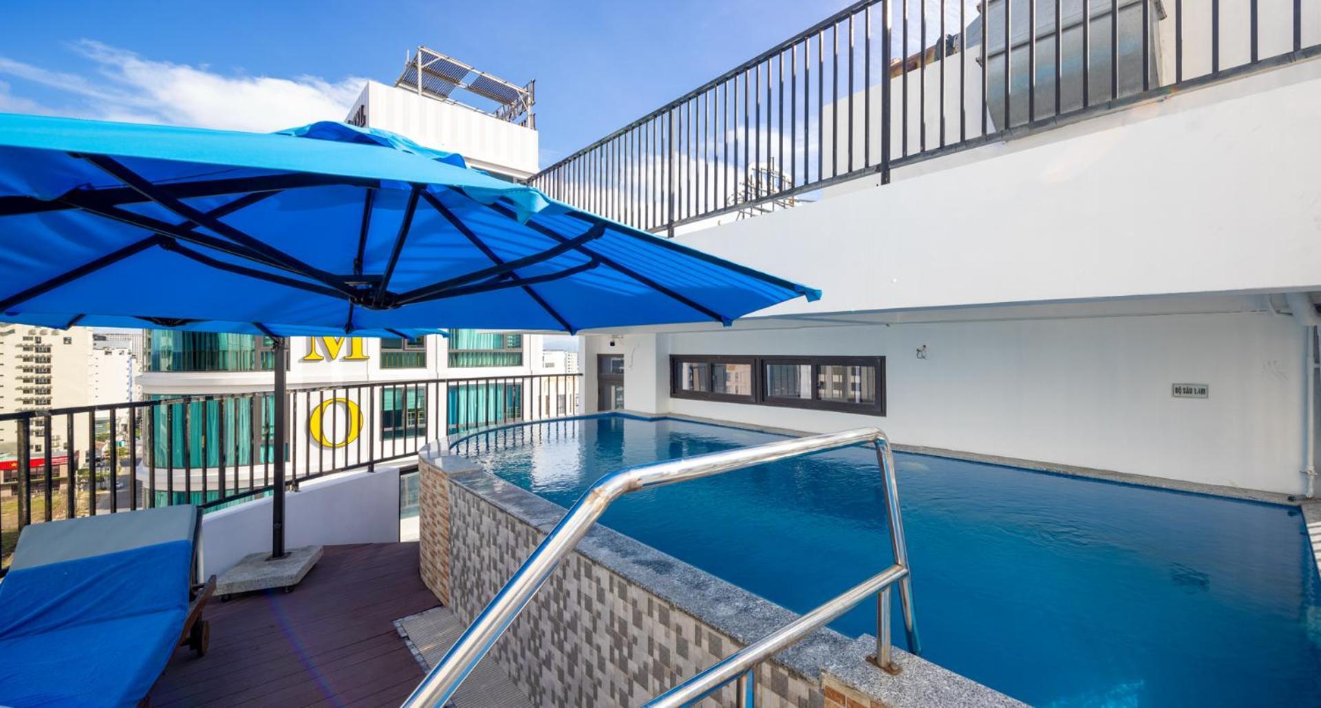 Minh Chau Premium Hotel Danang エクステリア 写真